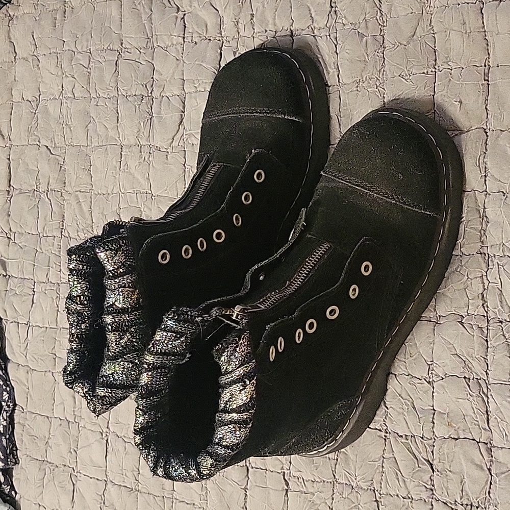 T.U.K. Anarchic zip up boot